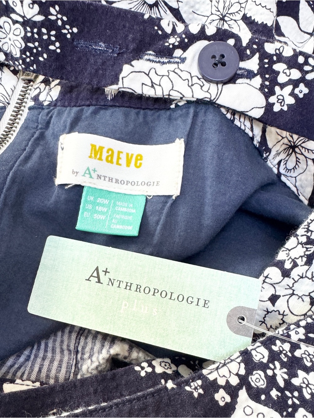 NWT Anthropologie Maeve Magda Navy and White Floral Halter Jumpsuit 16W Plus - Picture 6 of 7